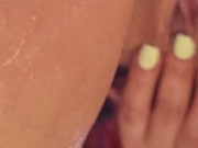 Call my friend play with me and control pussy outdoors Squirt a lot 15/16