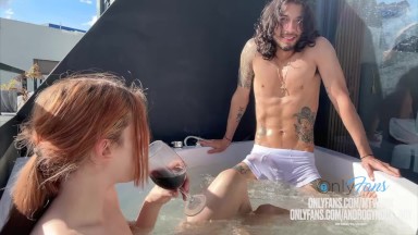 I showed my dick to my friend in the jacuzzi and…