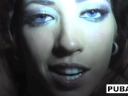 Capri Cavanni play with her wet pussy 16/16