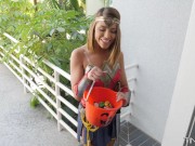 Adriana Chechik Finds A Big Dick While Trick Or Treating 1/16