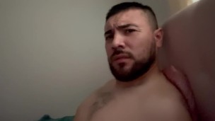 Bearded guy in his bed jacking off until he cums www.onlyfans,com/roddddddd