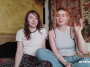 Ersties - Zora und Innana bringen sich gegenseitig zum Squirten 2/16