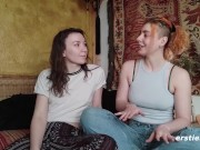 Ersties - Zora und Innana bringen sich gegenseitig zum Squirten 7/16
