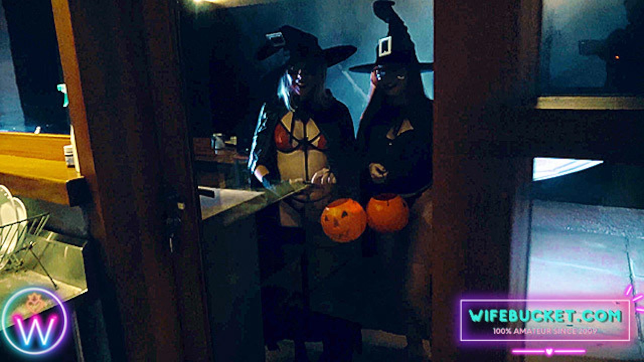 Hot Halloween Surprise Couples Cosplay - Cosplay