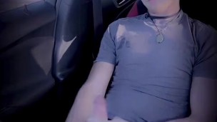 Alien Jerk in Public
