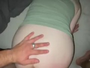 Bonne levrette pour une bonne pute albanaise qui mouille bien 15/16