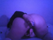 Me masturbo con mis juguetes Mi primer video 9/16