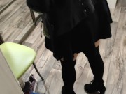 Соседка попросила помочь вставить ящик, а пришллось ей вставить хуй. 1/16