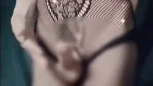 男の娘オナニ－Japanese crossdresser teasing