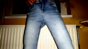 Striptease and surprisingly huge cumshots onto my torn blue jeans 😱🍌💧