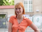 Ersties - Prickelnde exhibitionistische Action auf Berliner Straßen mit Dolly 15/16