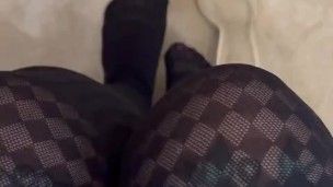 Come look at my perfect feet
