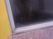 Bailando seduciendo y jugando con el  amigo mejor amigo de mi esposo 16/16