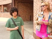 Mature Victoria Vera wants to have a sexy adventure with a youn guy 8/16