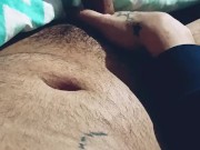Deliciosa corrida, termino lleno de semen.