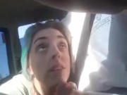 AMATEUR HOTWIFE. HUMILLA A SU CORNUDO MIENTRAS MAMA OTRA VERGA EN EL AUTO