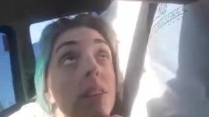 AMATEUR HOTWIFE. HUMILLA A SU CORNUDO MIENTRAS MAMA OTRA VERGA EN EL AUTO