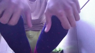 HAVING A GREAT TIME WITH MY DICK AND FEET