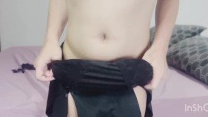 Mulher Trans Cavalgando Gostoso Enquanto se Masturba até Gozar Muito