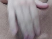 Olhem eu me exibindo pra voces antes de eu dedilhar minha buceta em close-up 12/16