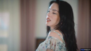 Alt Queen Anna de Ville Fucked On The Couch