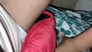 Estaba descansando y lo desperté con tremenda PAJA y MAMADA hasta vaciarle toda la LECHE