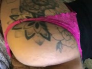 Aula de boquete, morena gostosa engolindo o que consegue. 5/16