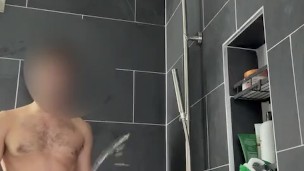 HITTING MY SHOWERHEAD! unblurred on my fansly