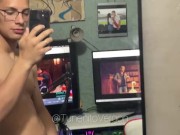 Mi Prima vio mi Enorme Verga y quiso tocarla 4/16