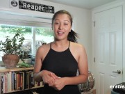 Ersties - Hot Babe Risks Getting Caught To Masturbate In a Car 11/16