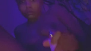 Cumming Hard on my Vibrator 😩