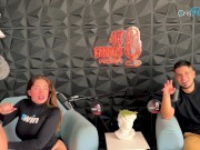 Sara blonde se la chupa a su pareja delante mio | Crispasquel | 40grados podcast 8/16