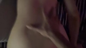 Me cogen muy duro por detrás