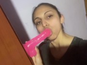 Puta Latina queriendo chupar una Buena Verga 7/16