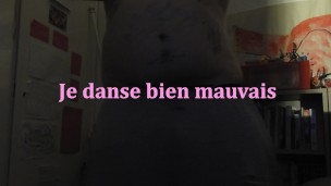 Gros Non-binaire Danse