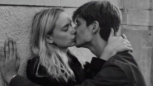 Novio te acorrala contra la pared y te folla Audio erótico para mujeres parte 2