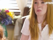 Syren De Mer Joins Lesbian Babes Nicole & Madi For Steamy Threeway - A GIRL KNOWS 2/16