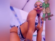 Trini chilling pool side - Screenshot 8 of 16 - Petite