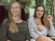 Ersties - Zwei blonde Schönheiten, Sirena und Lauren, geben sich lustvollem Oralsex hin 12/16