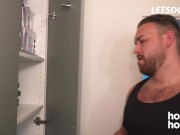 Big Ass Babe Luna TrueLove Is In For Some Crazy Fuck With Big Dick Cleaner - HORNY HOSTEL 2/16