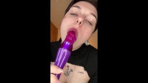 Sucking a huge cock and cumming on my face