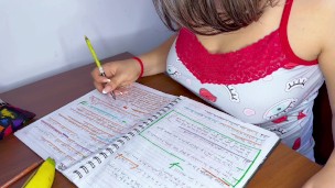 Joi en español - Señorita fantasea con su profesor mientras te masturba con un banano en las tetas