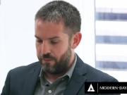 Cuckold Man Watches Wife Get Creampied 3/16