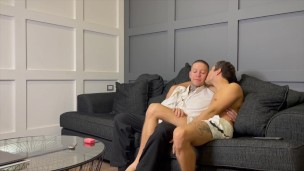 Harry_Jen | Handsome serves his dominant with a big dick after work