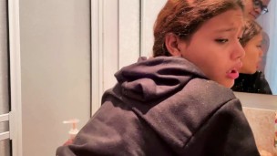 18 year old woman fucking in the bathroom with a black man