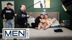 MEN - Colton Reece encontra um quarto para descansar e acidentalmente filma uma cena pornô com Joey Mills