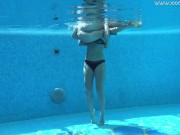 American and Russian chicks Jessica and Lindsey 8/16