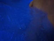 SESSO IN PUBBLICO Scopata al party nella Jacuzzi davanti agli amici - Coppia Amatoriale Miele Blanco 6/16