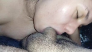 sucking the head of his thick cock, then I destroy it in the handjob and sucking🍆🥛🥵💦🫦🤤😋😋😋💦