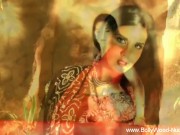 Romantic And Stylish Indian Woman Lovely When Nude Here 5/16